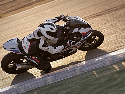 BMW Motorrad presenta la gama de accesorios M Performance Parts